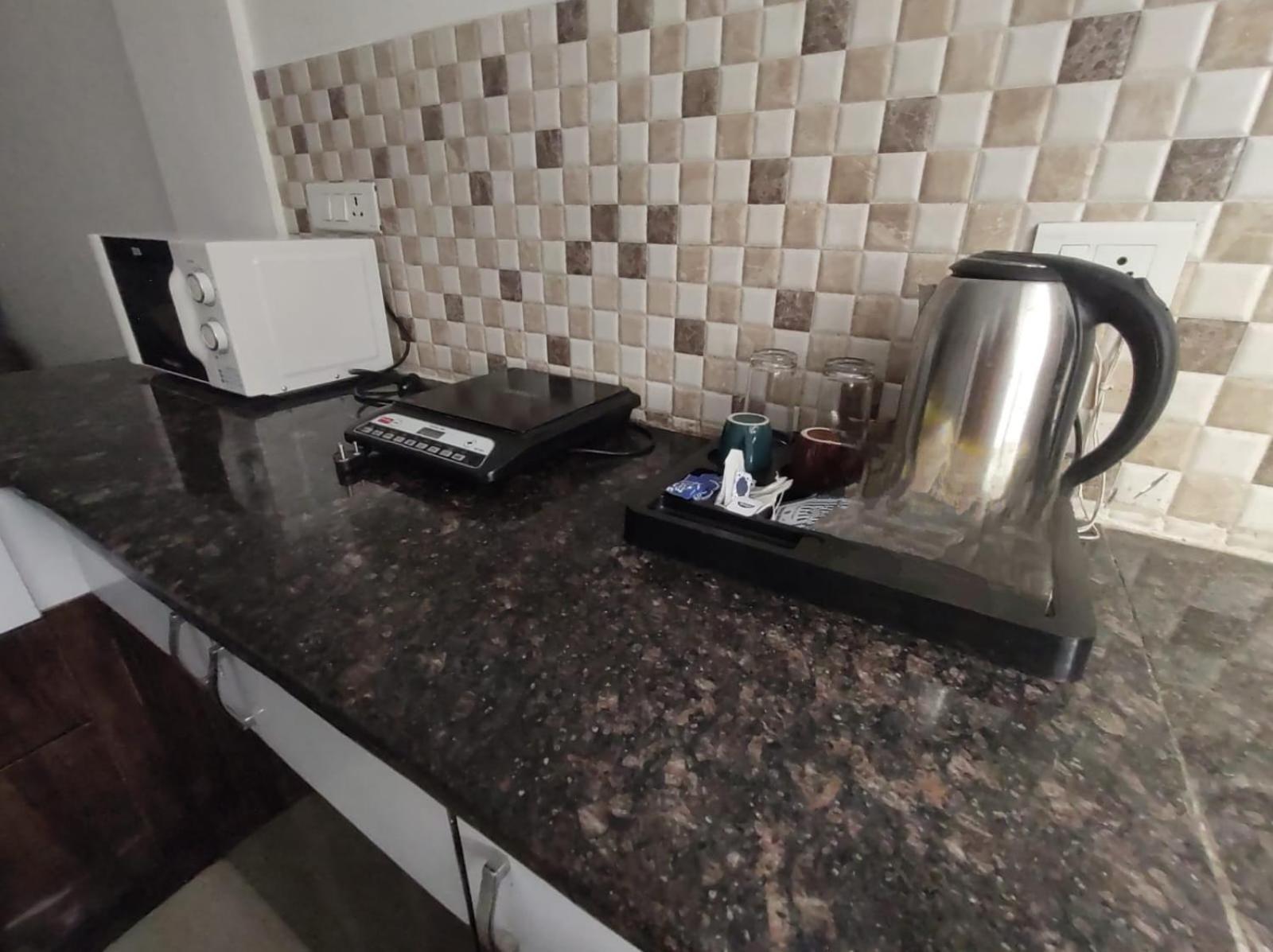 Apartment Teerath India - Spacious 1bhk Near Prem Mandir Vrindavan